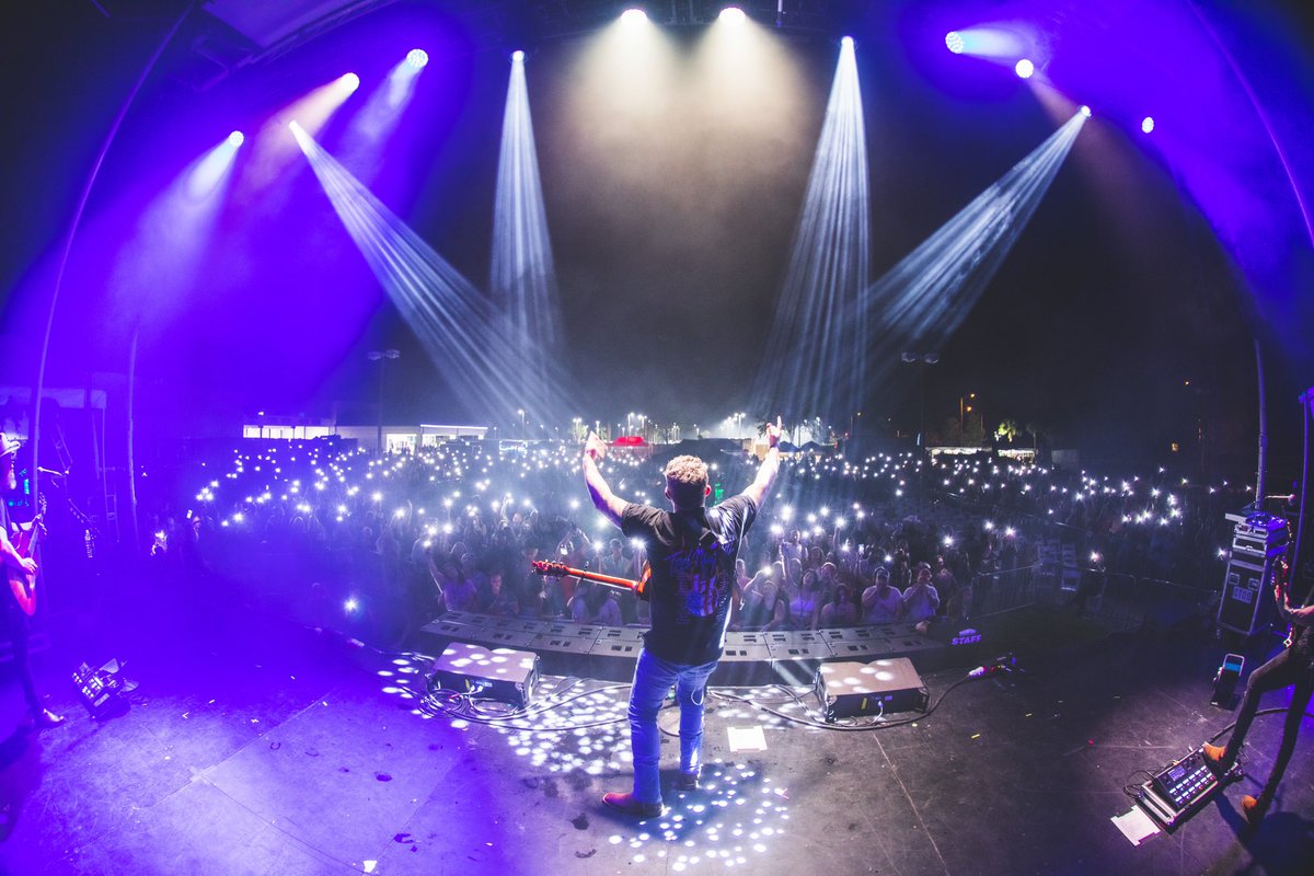 Wanted to take a second to thank the folks at Bartow Ford for having me for one hell of a comeback concert. Such an unbelievable night of country music!! Let’s do it again soon 🤙🏻