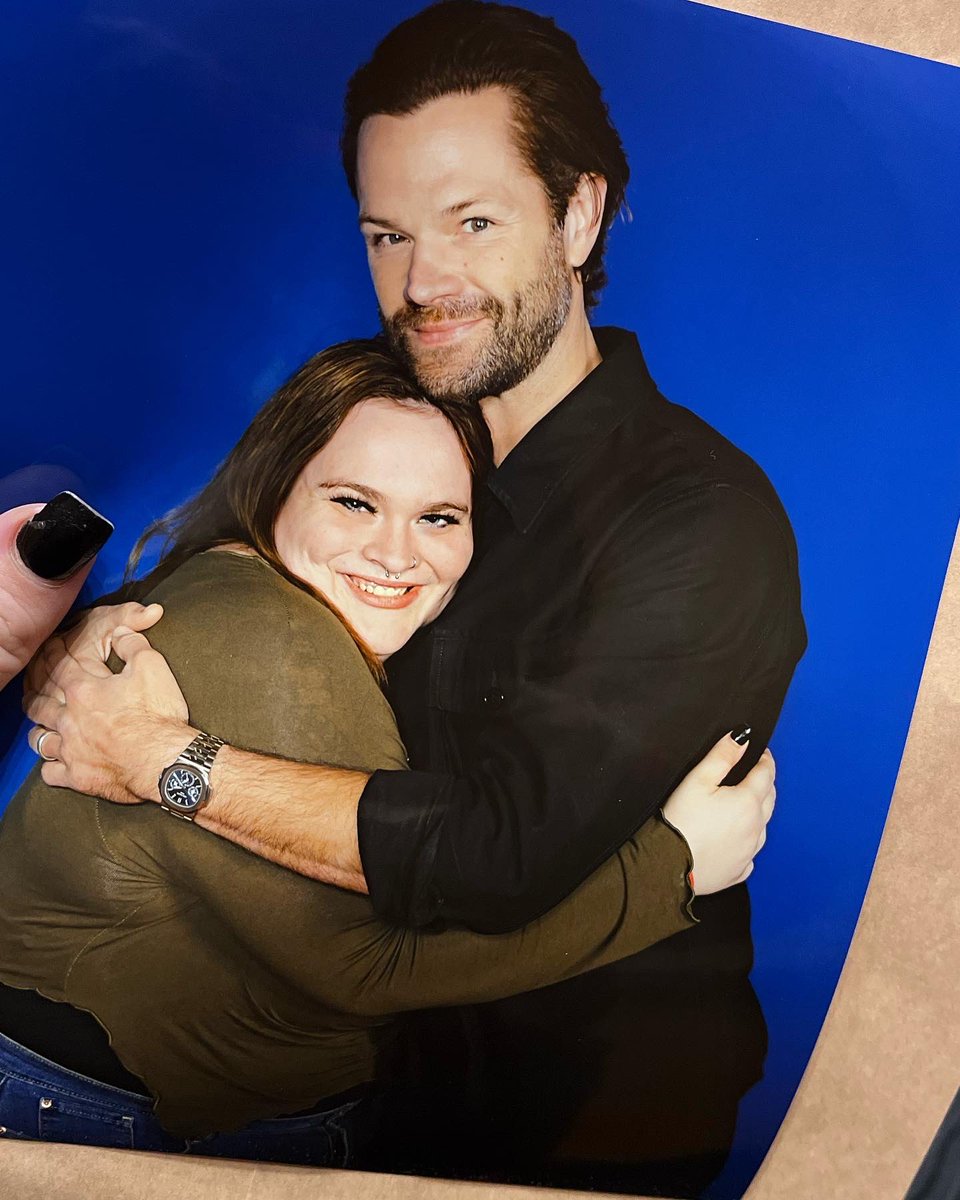 blacksaltsoul's tweet photo. I’m gonna die on the hill that I absolutely love this picture https://t.co/wpNf1ebFH9