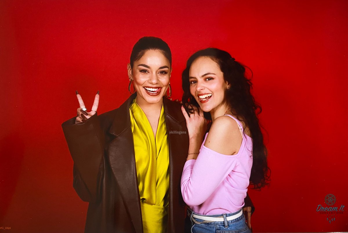 killingens's tweet photo. 8 years between these pictures. 
I’m so grateful. Thank you for everything @VanessaHudgens, I love you more than anything ❤️ https://t.co/aOre0VKUYI