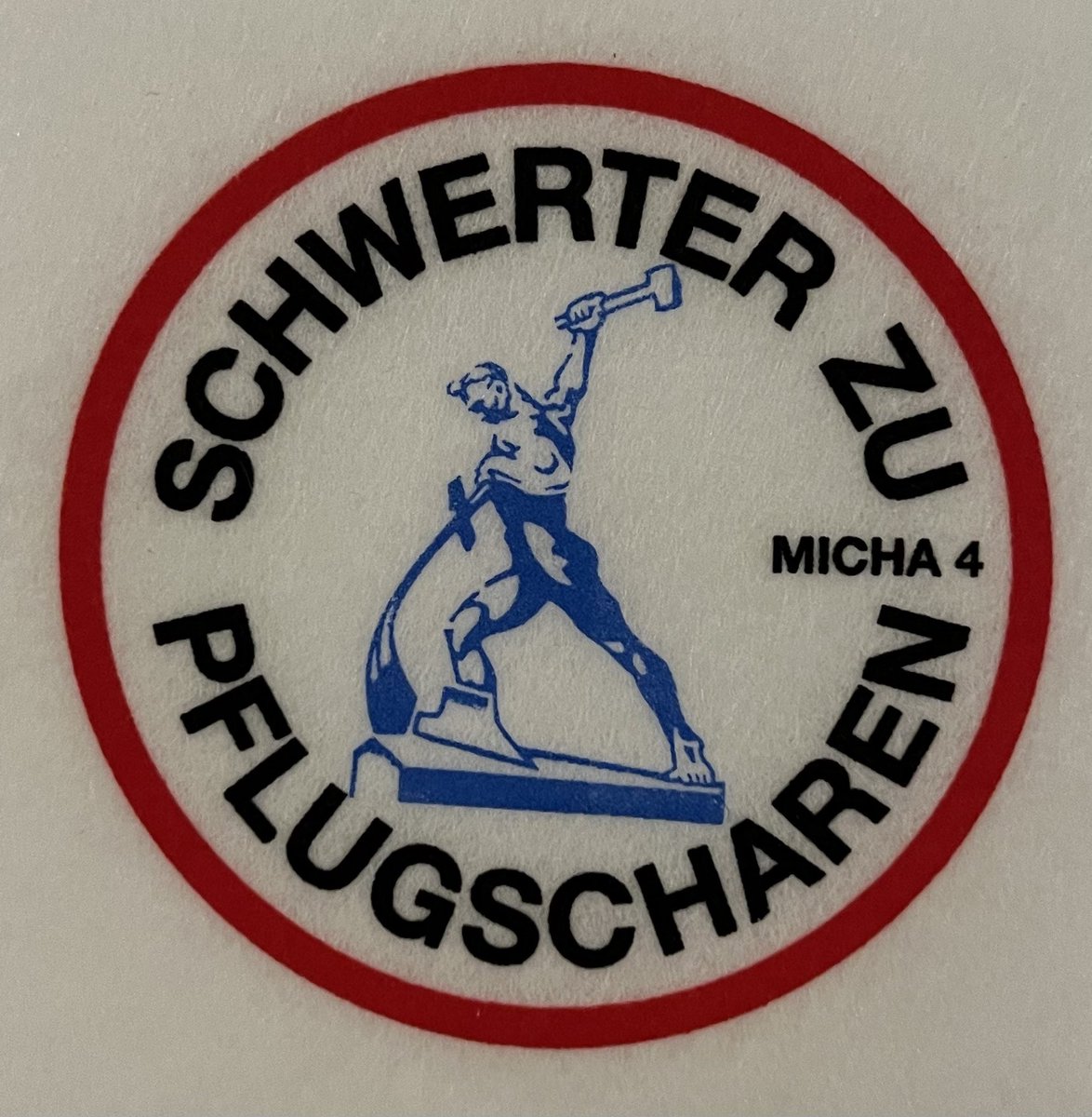 Harald Bretschneider, der als sächsischer Landesjugendpfarrer 1980 den Claim „Schwerter zu Pflugscharen“ geprägt hat, berichtet heute in der #Hayek-Gesellschaft FFM über seinen Beitrag zum Sturz des Unrechtsregimes #noDDR. #Freiheit