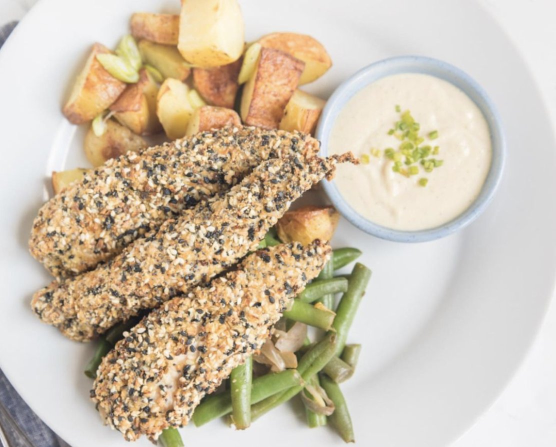 Kitchfix (@kitchfix) on Twitter photo This dish is, well, everything! 🙌 Meet our “Everything Crusted Chicken Strips.” Our pasture-raised chicken strips from Cook’s Venture (<a href="/cooksventure/">Cooks Venture</a>) are coated in our own “everything” spice mix & served with herbed Yukon potatoes, sauteed green beans, & our creamy chive ranch. This dish is, well, everything! 🙌 Meet our “Everything Crusted Chicken Strips.” Our pasture-raised chicken strips from Cook’s Venture (<a href="/cooksventure/">Cooks Venture</a>) are coated in our own “everything” spice mix & served with herbed Yukon potatoes, sauteed green beans, & our creamy chive ranch.