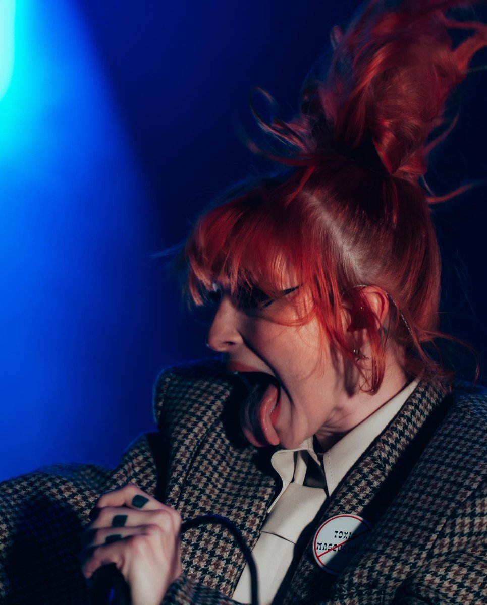 hourly hayley williams (@hayleyhourly) on Twitter photo 