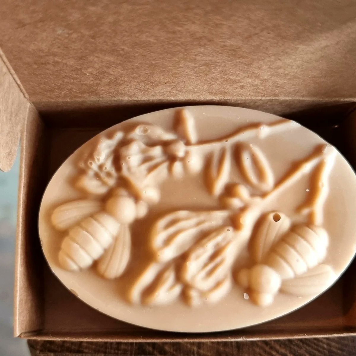 Bushwoodbees's tweet photo. Did you know we also make organic honey soaps? beautifully moulded containing local honey making them extra moisturising, unlike many mass-produced varieties.
#organicsoap #gifting #smallbatchsoap #coldpressedsoap #Xmas #skincare #sensitiveskin #natural #organic #zeroplastic https://t.co/q6NuGrRhYS