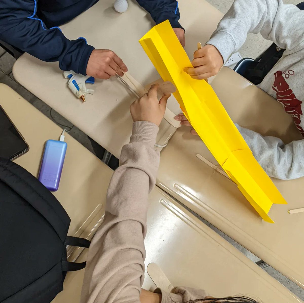 shdmann's tweet photo. When there is a hole in prior knowledge I have found it helps to make something tactile to ground the notes and knowledge to. So today we made slope slides! #multilinguallearners #tesol #gatesol #esol #ell #cotaughtclassroom #languageofmath https://t.co/cs8NahuLUo