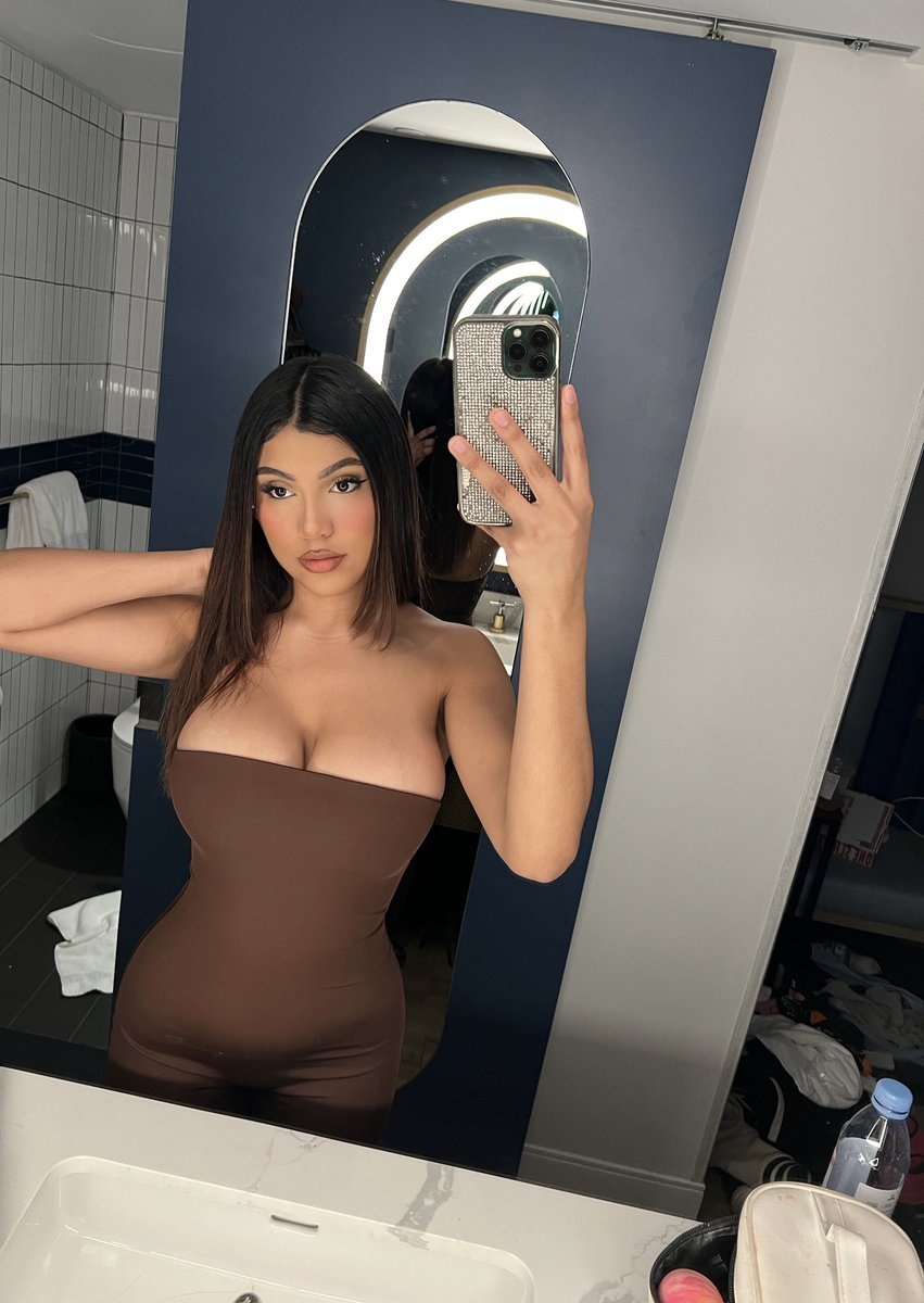 avocado thottie on Twitter: "Chocolate milkiess"