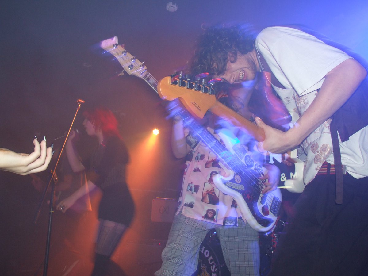 Lots of Love to everyone who came through to our debut headline last night! Catch you at the next one.