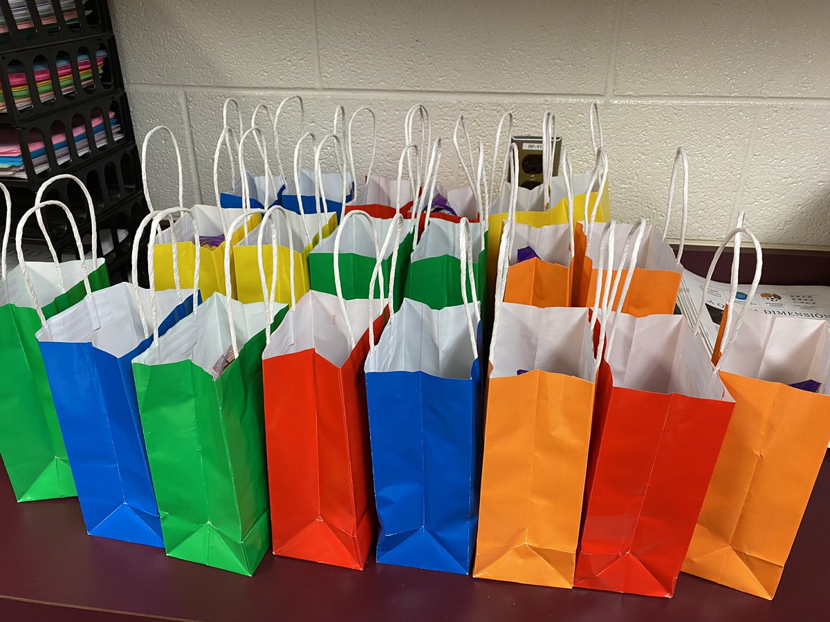 Lamphere Spanish tweet media