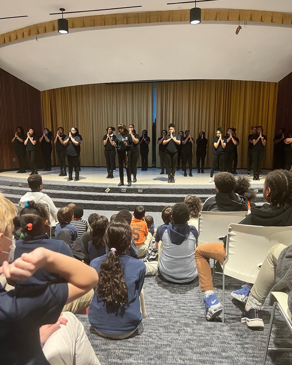CofieldTowanda's tweet photo. Baltimore City College students helped kick off American Education Week at Federal Hill Prep. Students watched step routines and learned a few moves. @baltcityschools @fedhillprepib @fedhillprep #bettertogether https://t.co/J2UUneoR9j