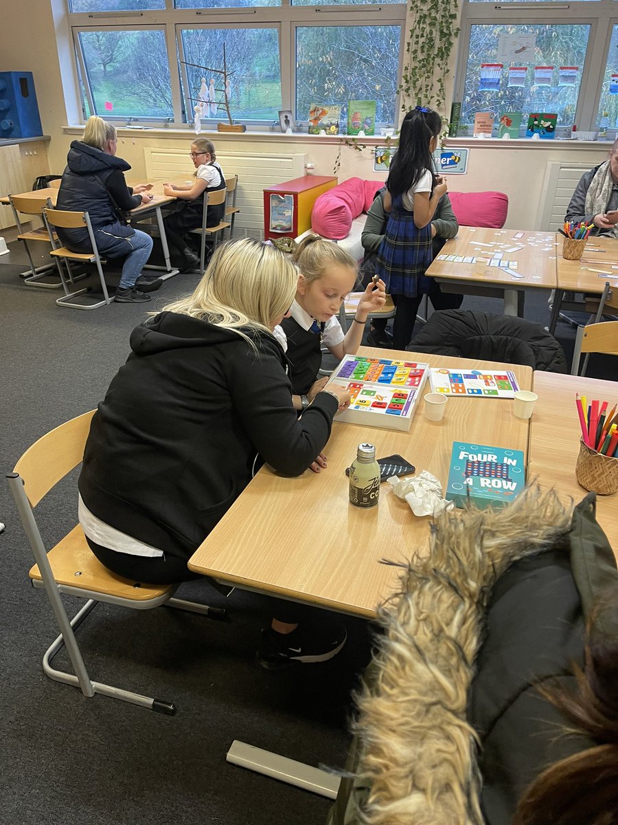 MissMachray's tweet image. Another successful week at our Family Learning afterschool club. This week we enjoyed playing some board games 🎲♠️♟️ week 2 done ✅ see you all next week! @HaghillTeam