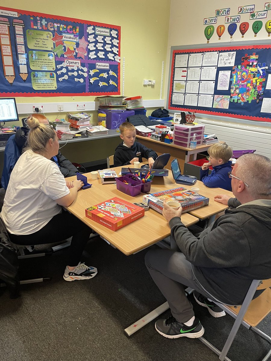 MissMachray's tweet image. Another successful week at our Family Learning afterschool club. This week we enjoyed playing some board games 🎲♠️♟️ week 2 done ✅ see you all next week! @HaghillTeam