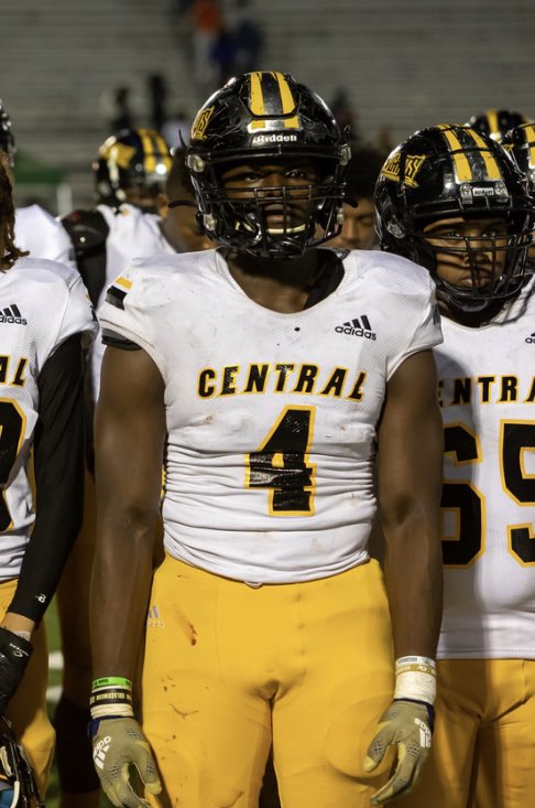 Senior Season was a ride! Blessed to still be healthy after playing in the best region in the nation. Checkout my film. One of the most explosive you’ll see in Georgia <a href="/BlackKnight_FB/">Central Gwinnett FB</a> @giodelapena <a href="/CoachHarold73/">Larry Harold, Jr.</a> <a href="/therealkwat/">Kenyatta Watson</a> <a href="/RecruitGeorgia/">Recruit Georgia</a> <a href="/GTRecruitBuzz/">Georgia Tech Recruiting Buzz</a> hudl.com/v/2JqGw0