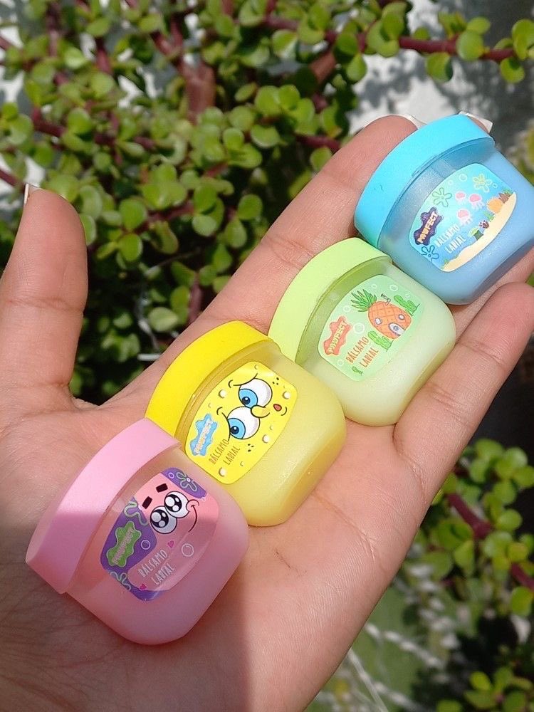 SoftnessDaily's tweet photo. tiny spongebob lip balms 🎀 https://t.co/79O0TFpucv