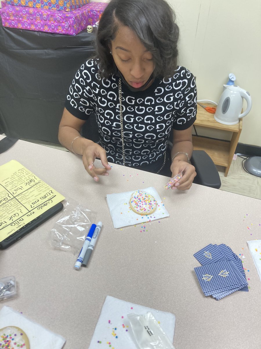 A great way to start the week with my advisory….cookie decorating! Found some Dia de Los Muertos cookie kits and thought my juniors would enjoy and they did. Sadly it was agreed they looked better than they tasted 😕 #richinstudentsuccess #iblearners #monday #advisory