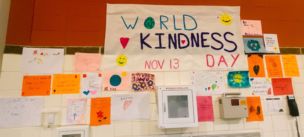 My Health students had fun the other day making posters for #WorldKindnessDay2022 to help spread KINDNESS 🤍 #BeKind