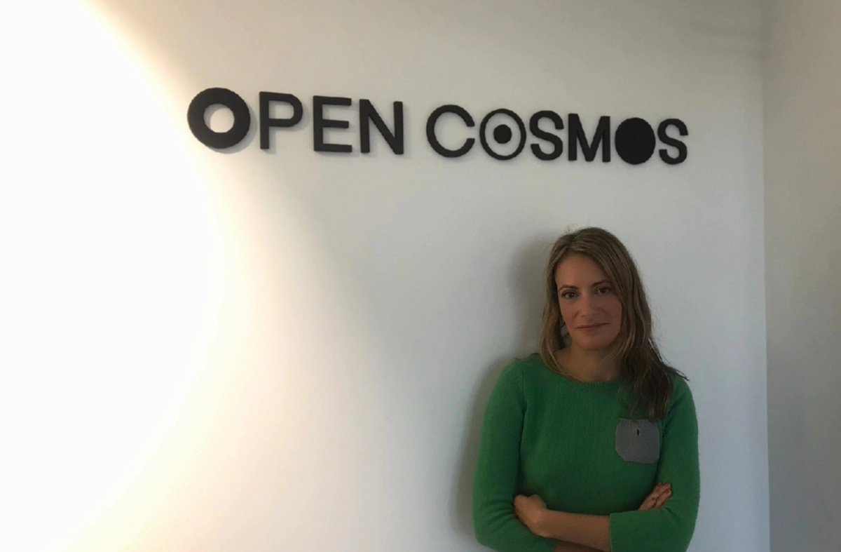 maria_kalama's tweet image. 🎉Starting new position🎉
I&apos;m so happy to be joining @Open_Cosmos, one of the world&apos;s greatest space companies🛰️
Working with likeminded people, for a mission I truly believe in: the #OpenConstellation and #DataCosmos 
I hope you&apos;ll follow us! 
bit.ly/3EnARtH