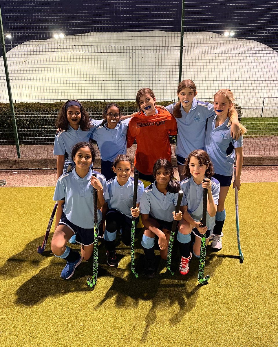 NonsuchHSG_PE's tweet photo. Our U12s had their first hockey matches of the season and what a great start they had 😃 Both teams won their games against Sutton High, 5-0 and 5-2 🙌🏻 Our POMs were Ella and Georgia ⭐️ Well done! It was lovely to see both teams putting all of their hard work into action! 💙 https://t.co/SnpdvGTro0