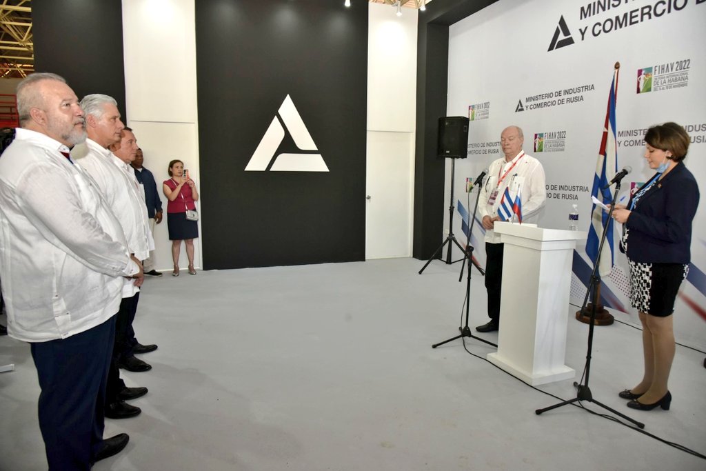 Estuvimos en #FIHAV, que luego de dos años de pandemia abrió sus puertas a más de 60 países. Nos reunimos con varios ministros, visitamos pabellones expositivos y conversamos con empresarios cubanos y extranjeros, en un ambiente que ratifica la confianza e interés mutuos. #Cuba