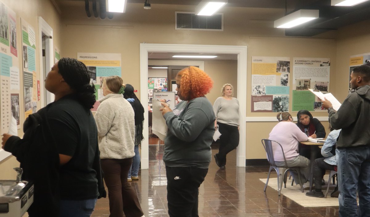 The Kentucky Museum (@thekymuseum) on Twitter photo Watheta Buford was busy today at the Museum. First, being interviewed by Amy Bingham. Next, by speaking with students in Dr. Hanley’s AFAM 190 African American Experience class, who were visiting the What Happened to Jonesville? exhibit. <a href="/wku/">Western Kentucky University</a> <a href="/HistoryDeptWKU/">WKU History Dept</a> <a href="/kyfolklife/">KY Folklife Program</a> <a href="/WKUPcal/">WKU Potter College of Arts & Letters</a> Watheta Buford was busy today at the Museum. First, being interviewed by Amy Bingham. Next, by speaking with students in Dr. Hanley’s AFAM 190 African American Experience class, who were visiting the What Happened to Jonesville? exhibit. <a href="/wku/">Western Kentucky University</a> <a href="/HistoryDeptWKU/">WKU History Dept</a> <a href="/kyfolklife/">KY Folklife Program</a> <a href="/WKUPcal/">WKU Potter College of Arts & Letters</a>