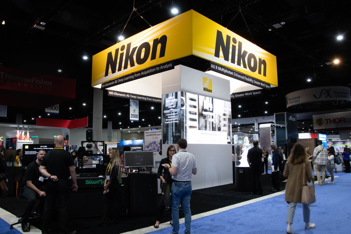 We're having a great time at #SfN2022! Find us at Booth 1813 to learn about our #Microscopy solutions for #Neuroscience! 🧠🔬 More information here: bit.ly/3TiNkCT