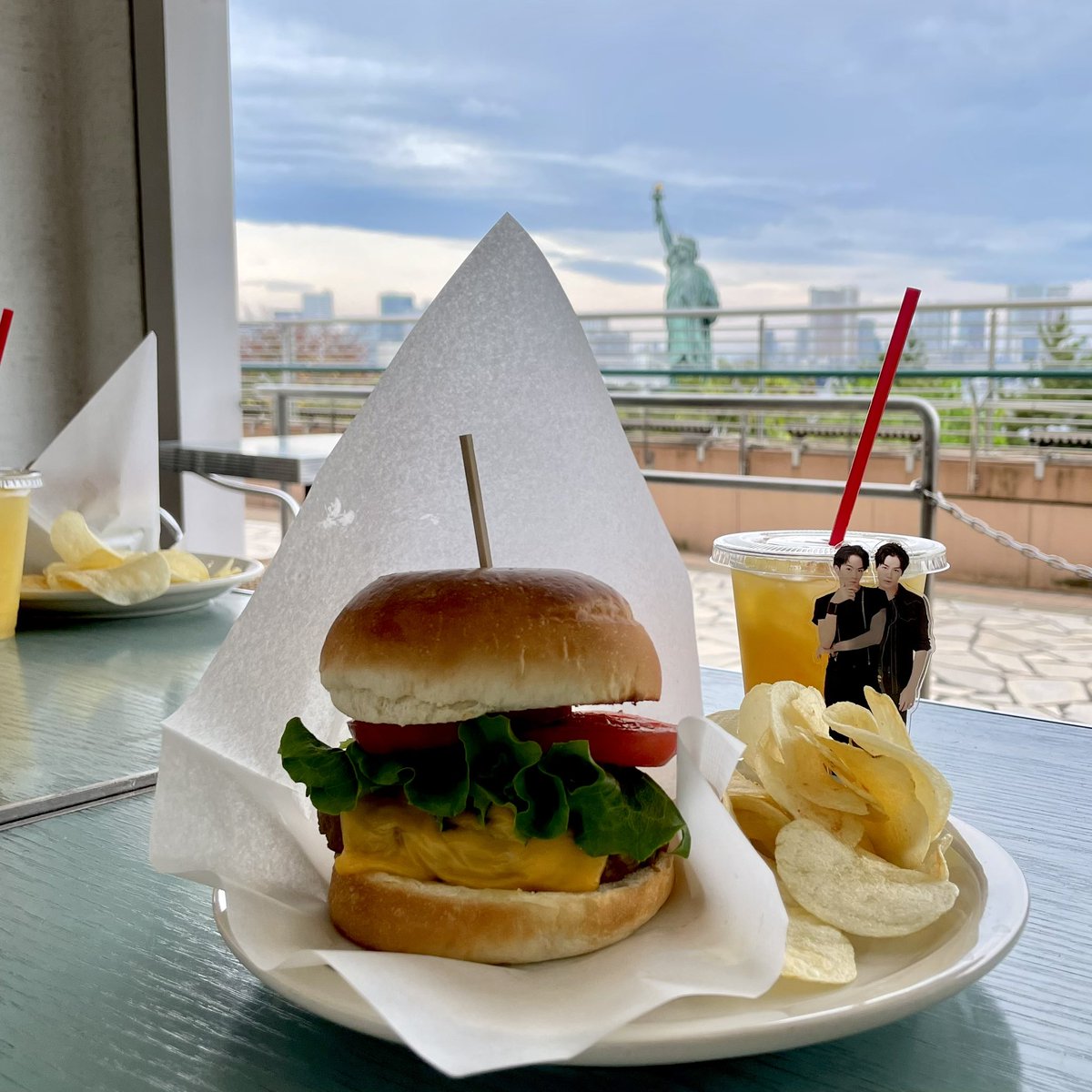 TJ__hok__TJ's tweet photo. 松倉海斗くんのお誕生日会𓂃 𓈒𓏸🐹🧡
行けてなかったロケ地巡りと共に♩
24歳の松倉くんにありがとうの気持ちと25歳の松倉くんに変わらずの愛を🫶
サプライズやかわいいバルーン用意してくれたり、沢山のHappy共有してくれたお友達に感謝!
#まちゅおめでと
#Machu25thBDay
#松倉海斗誕生祭2022 https://t.co/lVf2tpLeg9