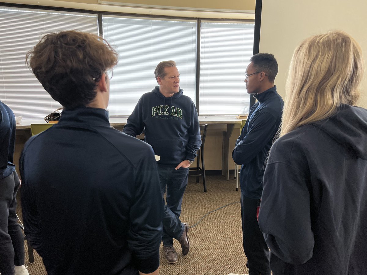 HKellyCG's tweet image. What a day! Thank you @CLSouthHS alumni Chris Kaiser, CFO of @Pixar for inspiring our students today! Chris presented to our art, business, and computer science students throughout the day. “Dream Big!” 🐊✨#OnceAGator #CLSengaged @CHSD155 @CLSRatliff @joshuatnobilio @CarsonSterk