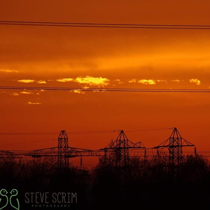 Just after sunset Sunday 13.11.22.
Green Hill,Flixton looking out towards Partington
<a href="/flixtongreenFA/">Flixton Green For All</a> <a href="/GMGreenCity/">GM Green City</a> <a href="/UrmstonMeadows/">Urmston Meadows</a> <a href="/FlixtonUrmston/">Love where you live</a> <a href="/promotetrafford/">Promoting Trafford</a>