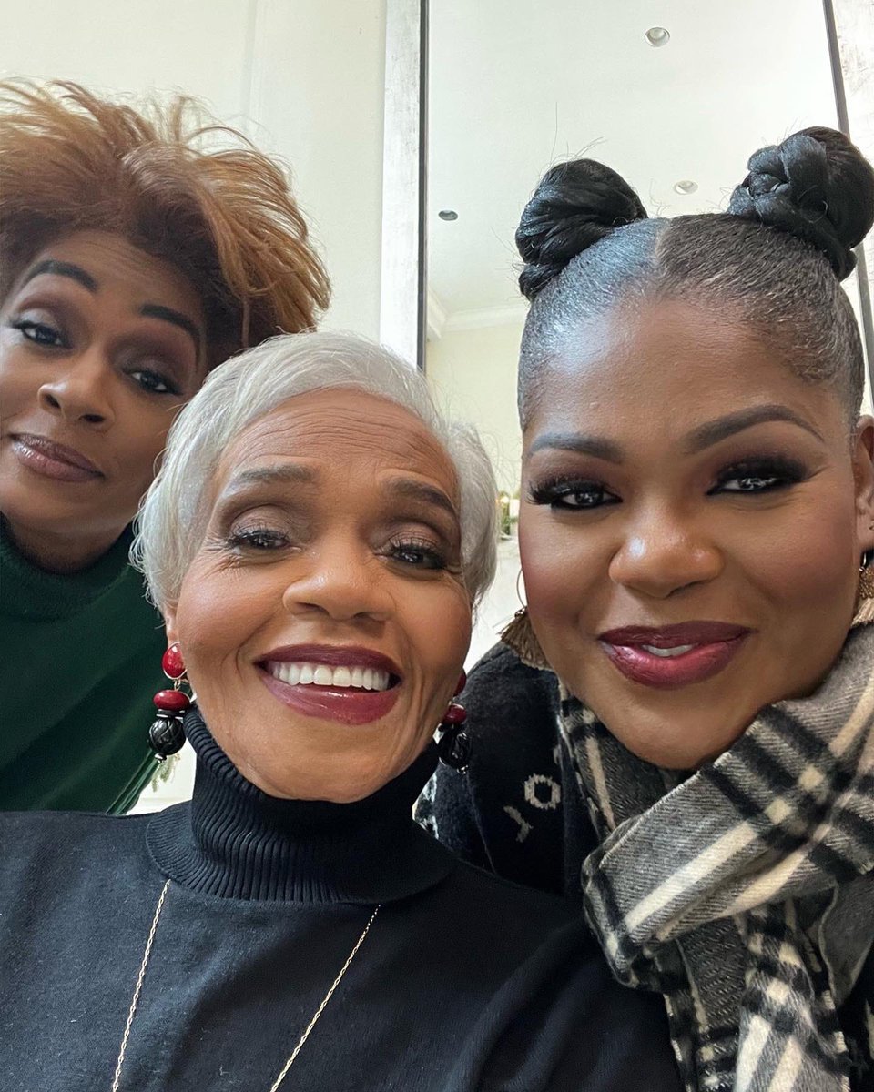 Debbie__Winans's tweet photo. Just finished a Generations filming with my sisters and mom. Make sure you tune in for the holidays! @cecewinans https://t.co/23alcrI9xk