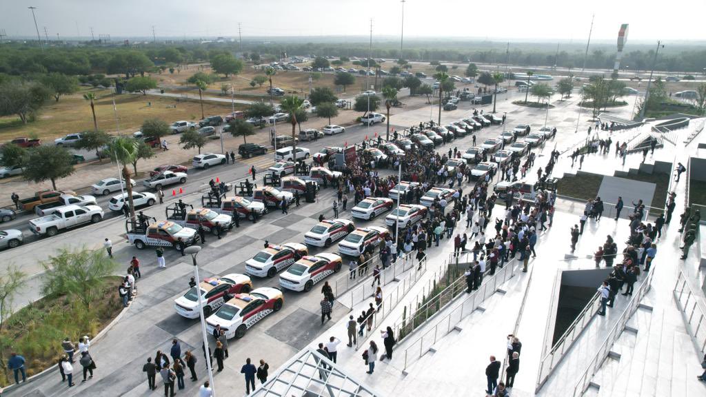 Hoy en Reynosa entregamos las primeras 40 patrullas de la #GuardiaEstatal. 
13 para #Reynosa 
13 para #NuevoLaredo
7 para #Matamoros 
7 para #SanFernando 

En el Gobierno del Estado de Tamaulipas seguimos firmes en nuestro objetivo de pacificar a #Tamaulipas