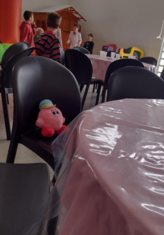 PanZconcheddar's tweet photo. @PAN__CARTA Te comparto este Kirby de la suerte para que absorbas todo el conocimiento y concentración requeridos. Suerte! https://t.co/TtBfRi1Ijn