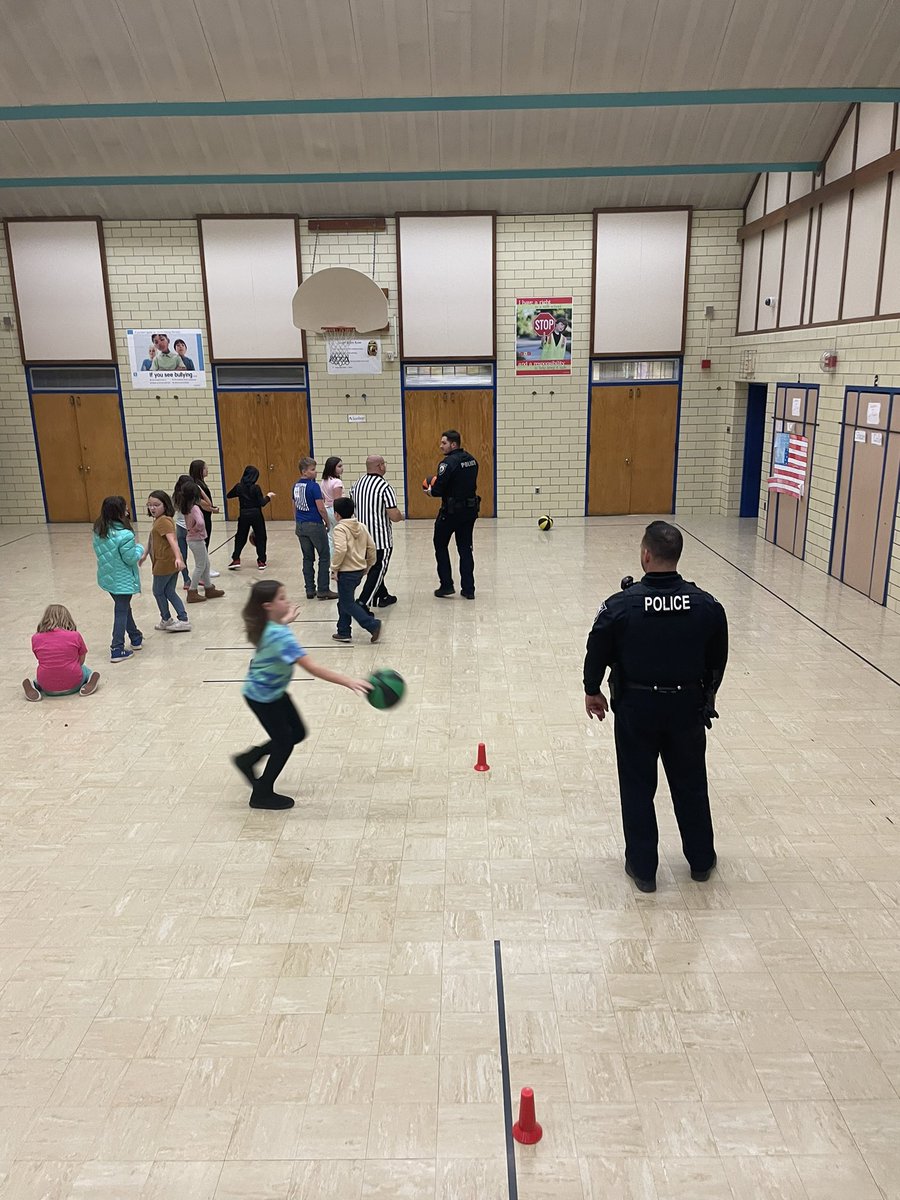 Christina tweet media