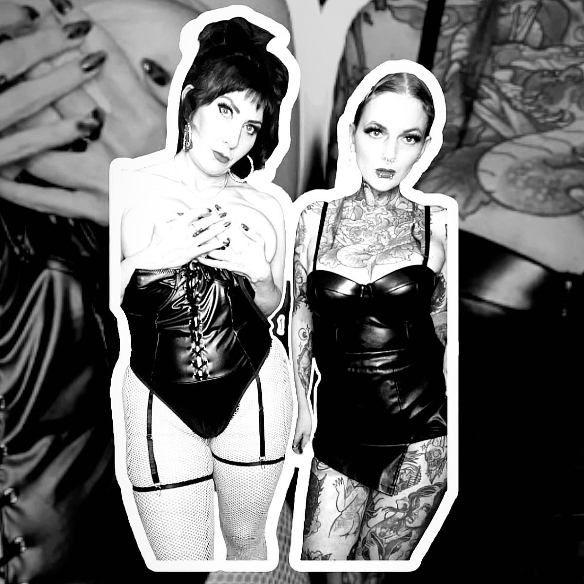 MelodyMynx's tweet photo. Made some OUT OF THIS WORLD content with @VibeRyder this past week
#takemetoyourleader #alienbabes #lesbiansfromouterspace https://t.co/zXHeC6q9z7