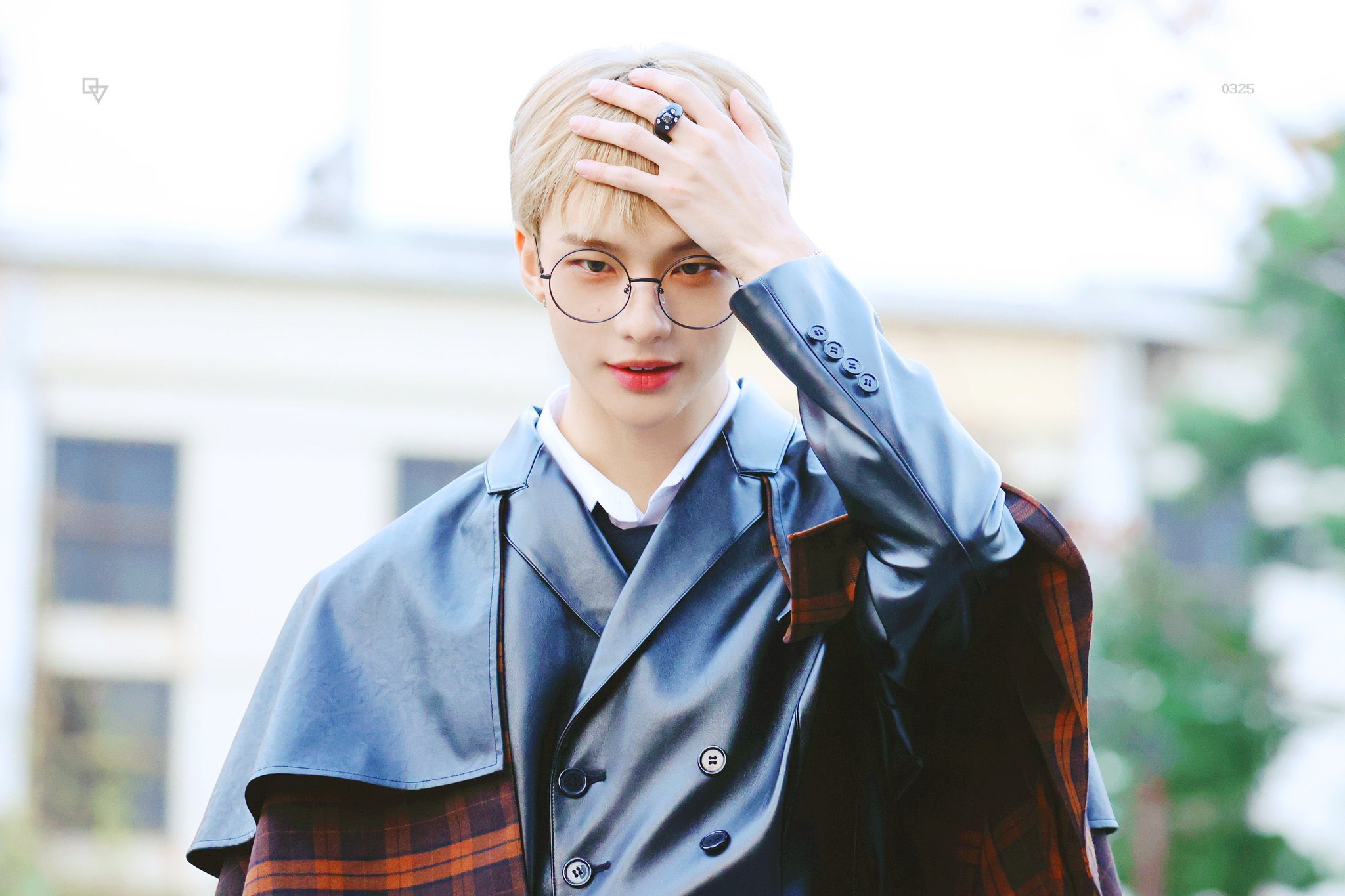 アイス♡ ヒョンジンチェキ 美しいって本当に罪🍽🖤 . . . . . . #🖤 #lovestay #straykids