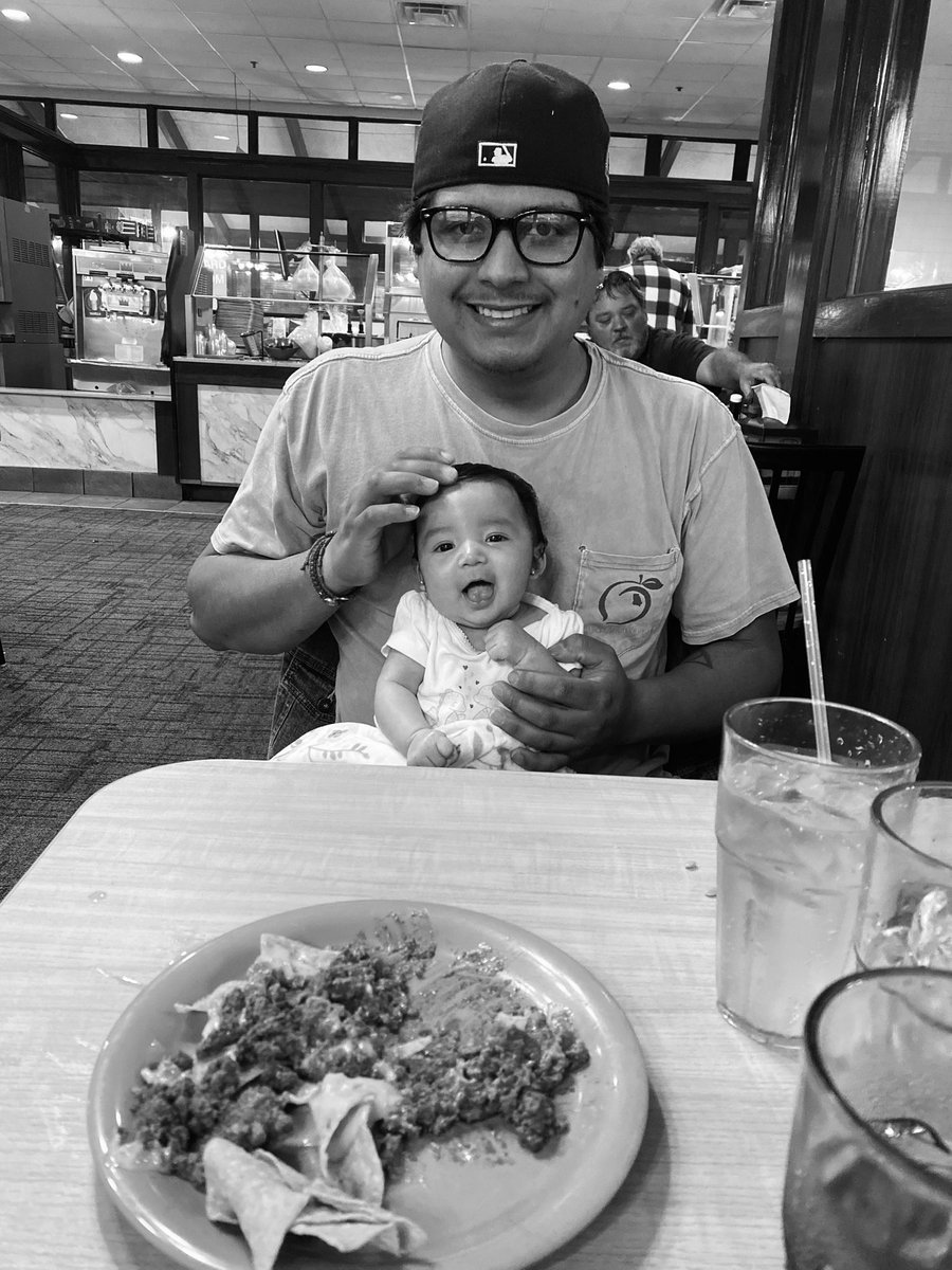 julesavila_'s tweet photo. i am beyond in love with you &amp; our little family. i love you, louis. 🫶🏻 https://t.co/jB5TkkX65c