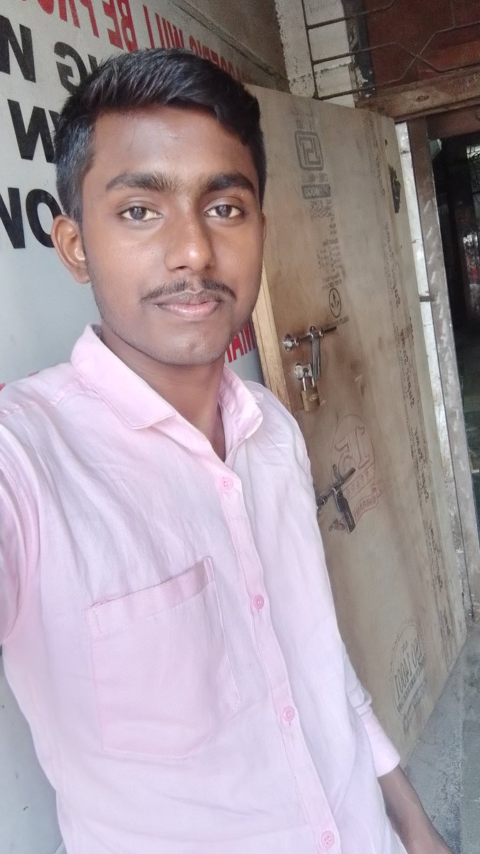 13yRaj's tweet photo. Hi friends 👋 https://t.co/LXI93OggNG