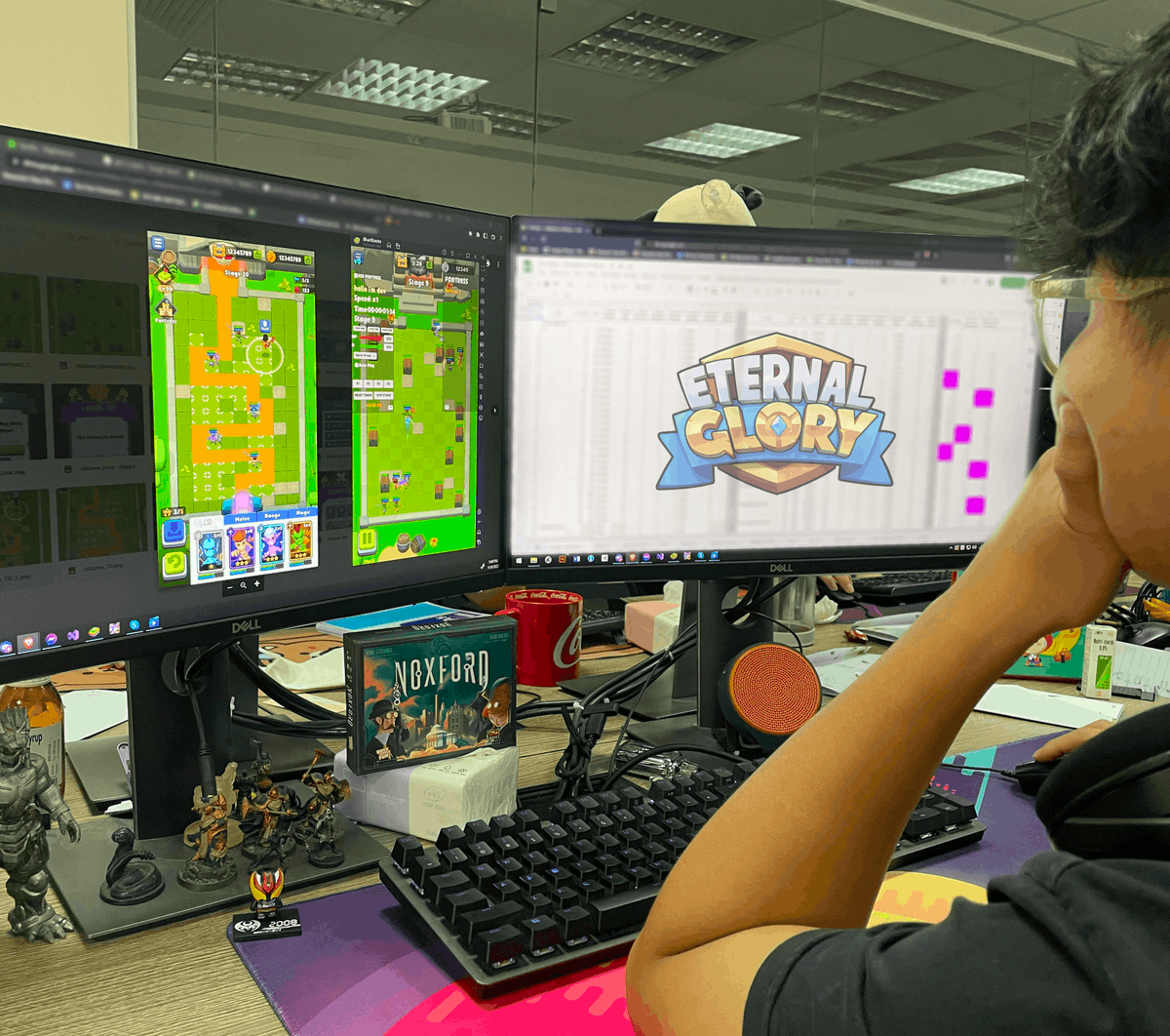 EternalGlory_io's tweet photo. 👨‍💻 Our Game Designers are very concentrated right now

🚀 The Big Bear team is putting in 200% energy to prepare for many upcoming events!! Can you guess what we will bring this week? Let us know in the comment!
 
🔥Stay tuned and get ready for our announcements!! https://t.co/qojsbazRaz