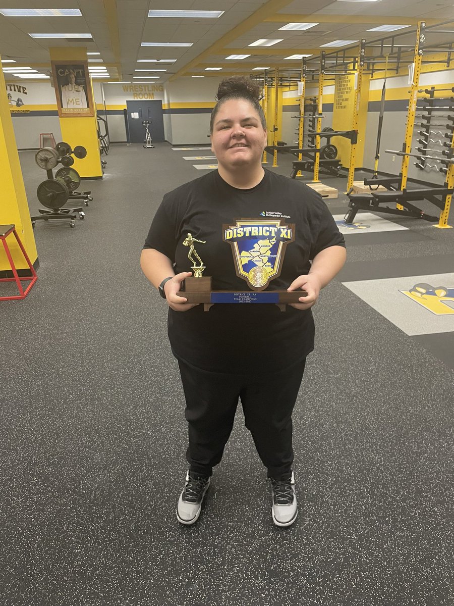 <a href="/CoachLo3/">Laurie Segreaves, CSCS USAW</a> you deserve every bit of this history. We appreciate you. #champion #goraptors