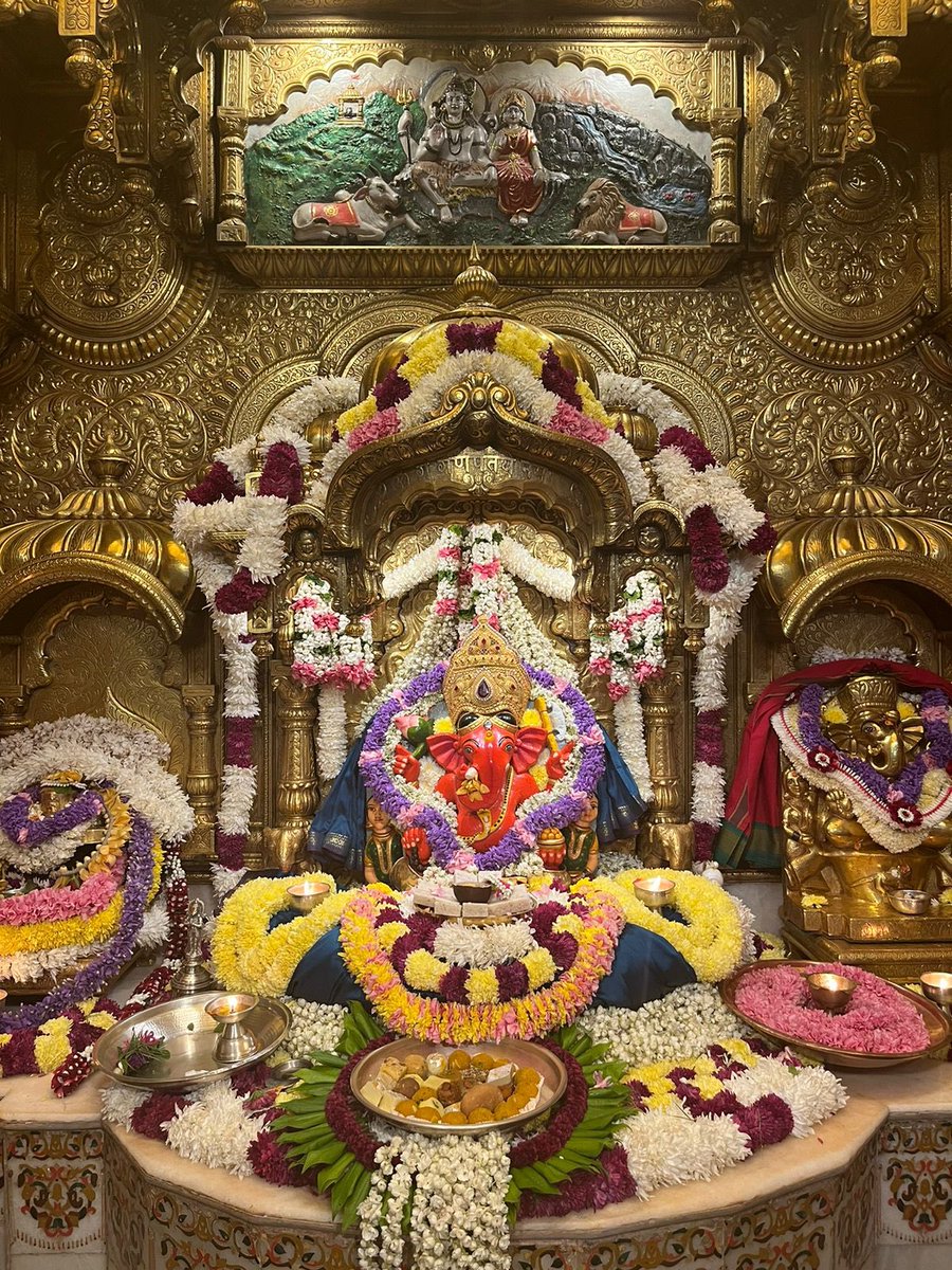 SVTMumbai's tweet photo. 🙏 गणपती  बाप्पा मोरया 🌺मंगलमूर्ती मोरया 🙏१५/११/२०२२
🙏Ganapati Bappa Moraya 🌺 Mangalmurti Moraya  🙏15/11/2022 https://t.co/cGcC2WKKX5