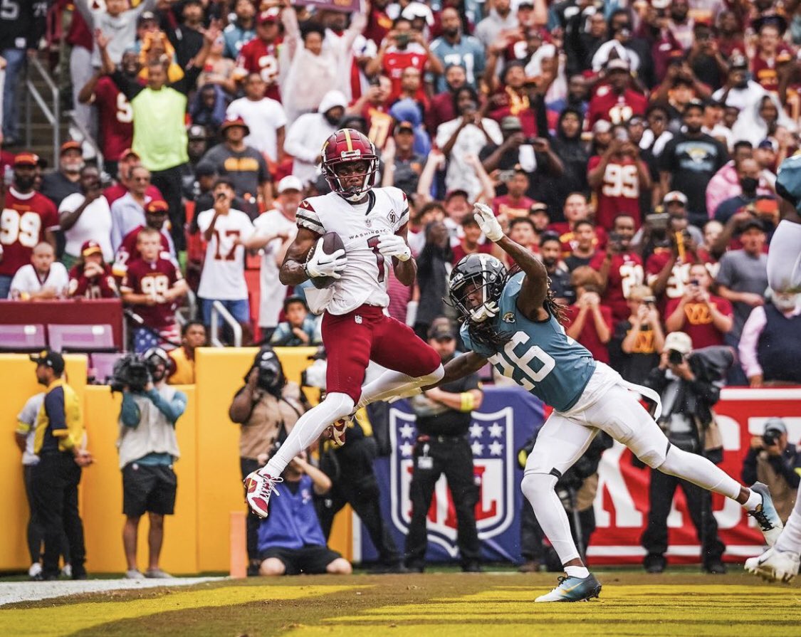TheJungePicks's tweet photo. Tenemos el pick para el #MNF de Commanders @ Eagles

1U: Jahan Dotson OVER 21.5 yardas (-110, bet)

Dotson a cumplido con esta línea en 3 de los 4 en los que ha estado, se espera que estén abajo en todo el juego por lo que la cantidad de pases debería ser alta. https://t.co/Wq9UL0Zcdo