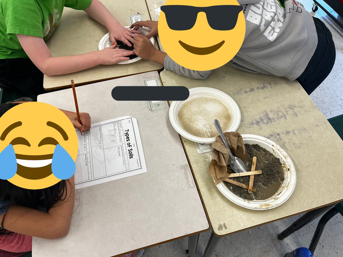 MsESchneider3's tweet photo. We had lots of fun exploring different soil samples. We got to guess which sample was sand, loam or clay! #soil @ShingwakonsPS https://t.co/tZOOMoQTlF