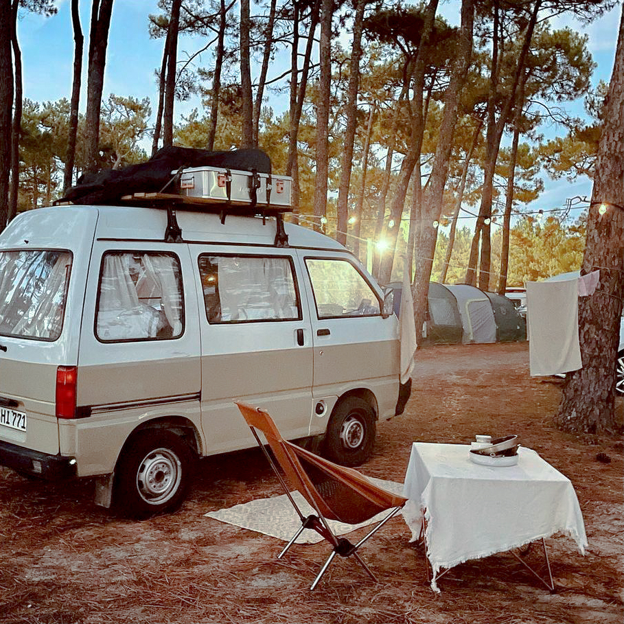 steelcore_inc's tweet image. Sit around the campfire, eat, explore, go fishing, swim, star gaze with family and friends while being secure with Steelcore security straps!

photo by:
@bizzarro_bus 

 #steelcore #steelcoresecuritystrap #securitystrap #loveitlockit #theftresistant #vanlife #camping #travelgoals