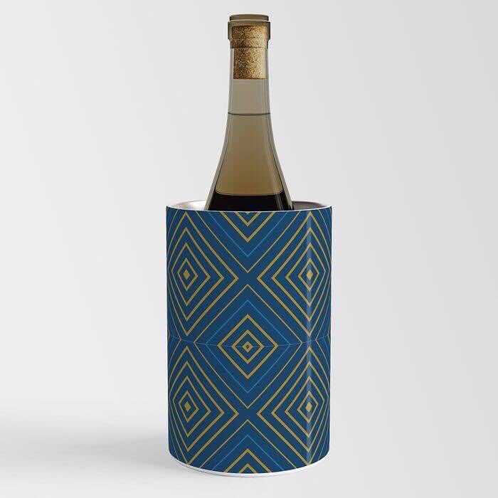 pulaskishepherd's tweet photo. “Arts Décoratifs Bleu Moyen” Wine Chiller
#PulaskiShepherdCo
#pscsco
#ArtsDecoratifs
#MediumBlue
#WineChiller
#society6
https://t.co/dN0BhhzmJ8 https://t.co/nqiC0BlWpr