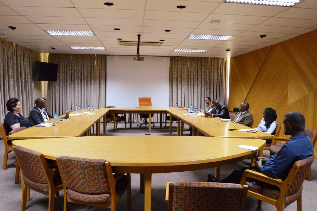 agro_agency's tweet photo. #FromLandtoNation
#GoldenFresh
Fostering stakeholder relations:
The Agro Marketing and Trade Agency, last week embarked on a stakeholder engagement campaign aimed at establishing and strengthening relations with its key strategic partners and shareholders. https://t.co/6vBFVYOkWg