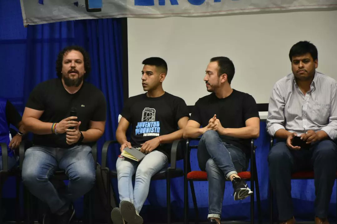 La Gloriosa, unida, movilizada, organizada y comprometida con el escenario político nacional. 

Charla política con el compañero Nico Ricatto, Subsecretario de Asuntos Políticos de la Nación. Gracias por acompañarnos.

#JPCatamarca