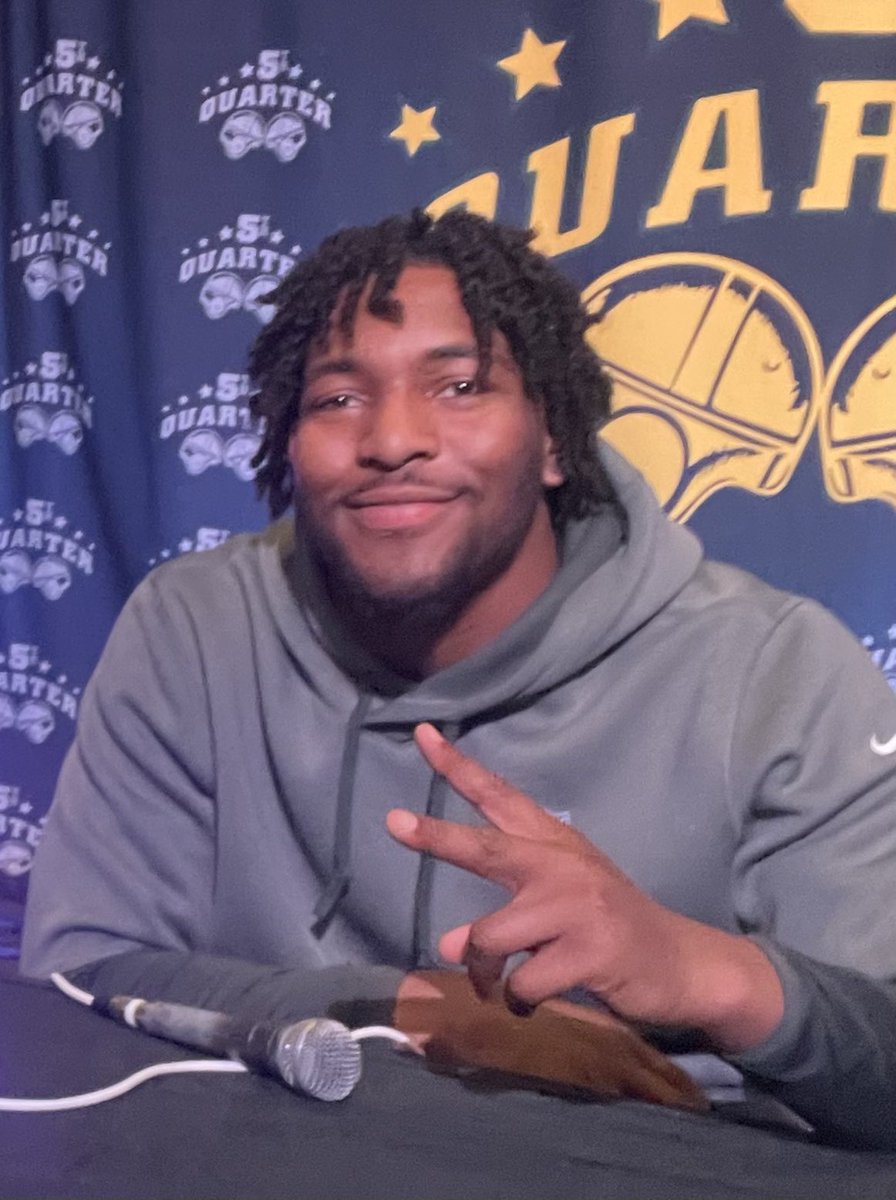 Packerville's tweet photo. @_kingsleye (LB Kingsley Enagbare) is the guest tonight on the “5th Quarter” radio show at the Narrow Bridge Brewhouse.
.
#GreenBayPackers #GreenBay #Packers #GoPackGo #LambeauField #NFL #Titletown #5thQuarter #WNFL #NarrowBridgeBrewhouse https://t.co/ThU1zaEpI1
