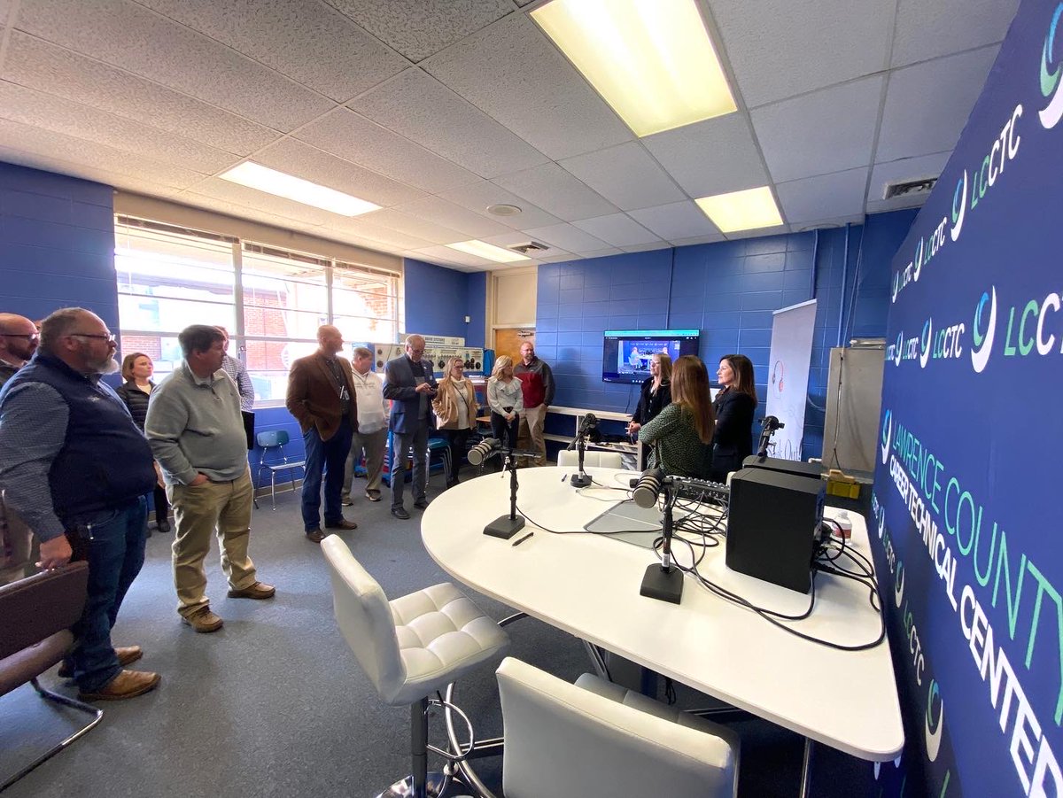 Great meeting today with high school Career Tech directors from Region 1. Thanks to Lawrence Co Career Tech Center for CTE program tours. Also thanks to Tabitha Pace of Lawrence Co Industrial Board &amp; Red Land Cotton for a great industry tour. CTE is alive &amp; well in North Alabama!