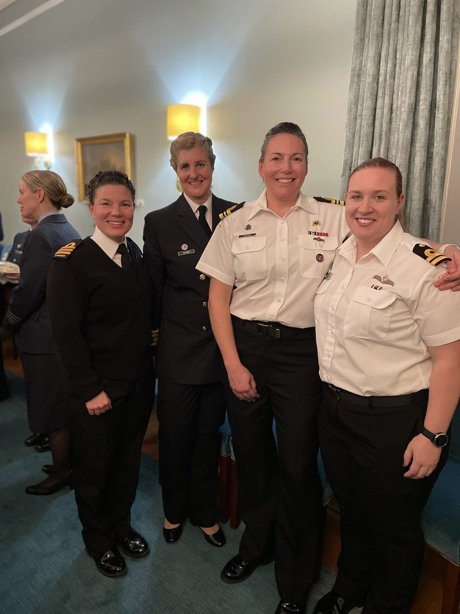 A big huge thank-you to <a href="/WiDS_Canada/">WiDS Canada</a> for the invite to meet the incredible &amp; inspiring 2022 Class of Peace with Women Fellowship. Wow! These women are incredible 🤩 So many great conversations! #Halifax they’re heading your way next! halifaxtheforum.org/press/hfx-anno…