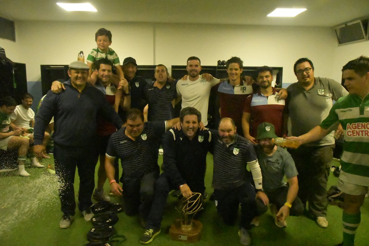 Gracias a toda esta banda del <a href="/pgctrebolrugby/">PGC Trébol Rugby</a> por este cierre del año . Vamos nosotros !!!!