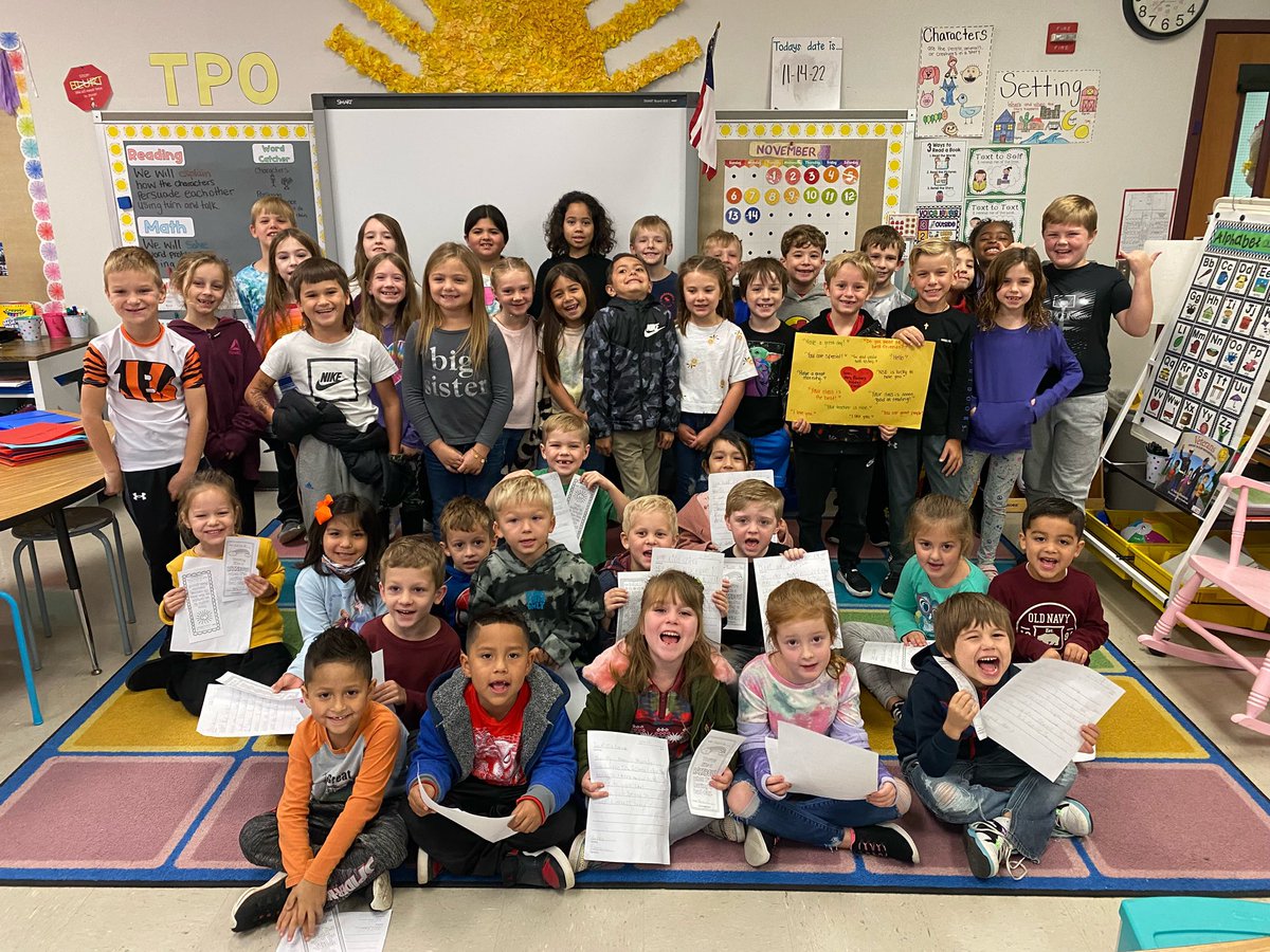 HillsMagic3's tweet photo. We loved writing letters about choosing kindness to our kindergarten buddy class @MrsPorterNSE! #KindnessMatters #kindnessrocks @NicholsSawmill https://t.co/gjhpYewzEF