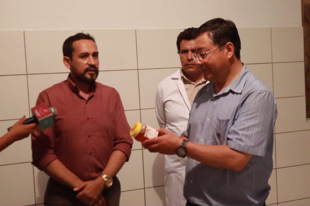 LuchoXBolivia's tweet photo. Desde temprano estuvimos recorriendo varios municipios de #Beni, inaugurando importantes obras por el aniversario del departamento. Ahora en Trinidad acompañamos la inauguración de un importante proyecto piscícola que demuestra que, cuando hay voluntad política, se puede avanzar. https://t.co/6btMY83Rrh