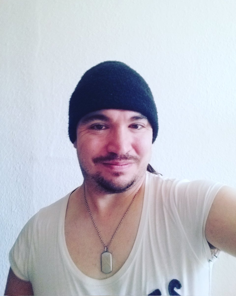 Junior Hans-Joachim Dommert 🏳️🌈 tweet media